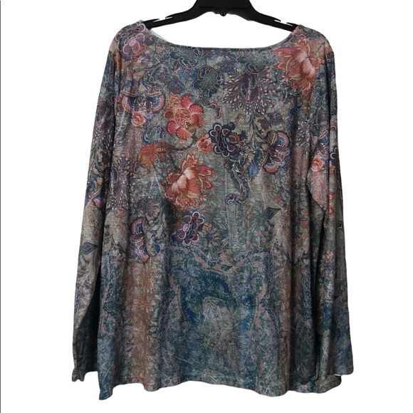 Time & True Long Sleeve Top Size XXXL (22) - Picture 2 of 5